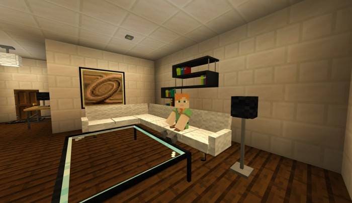 Игрок сидит в оформленной спальне